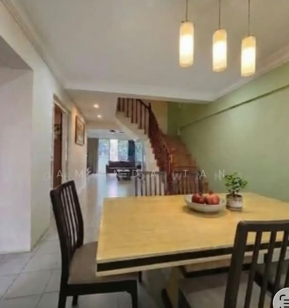 542 Bukit Batok Street 52, 542 Bukit Batok Street 52, 3 Bedrooms, 1,572 sqft, HDB Flat For Sale, by Amanda Tan, 500209659 - Dining Room - PropertyGuru.com.sg