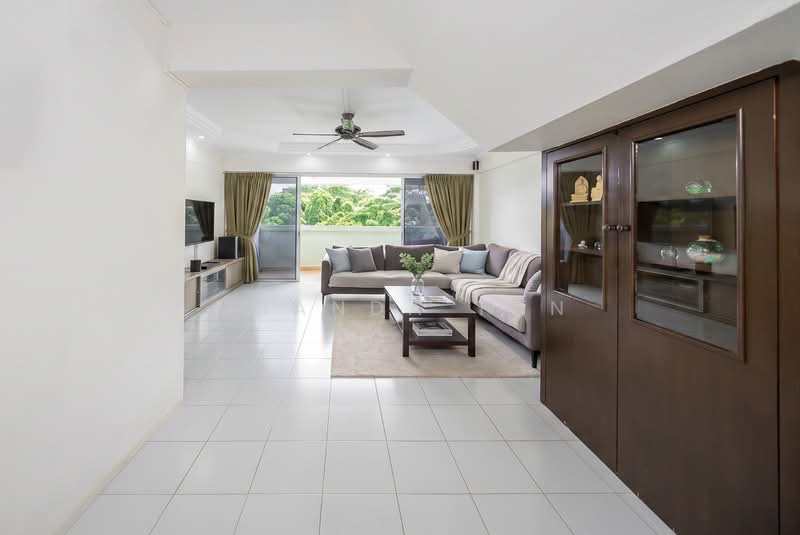 542 Bukit Batok Street 52, 542 Bukit Batok Street 52, Dairy Farm / Bukit Panjang / Choa Chu Kang, 3 Bedrooms, 1,572 sqft, HDB Flat For Sale, by Amanda Tan, 500209659 - Living Room - PropertyGuru.com.sg