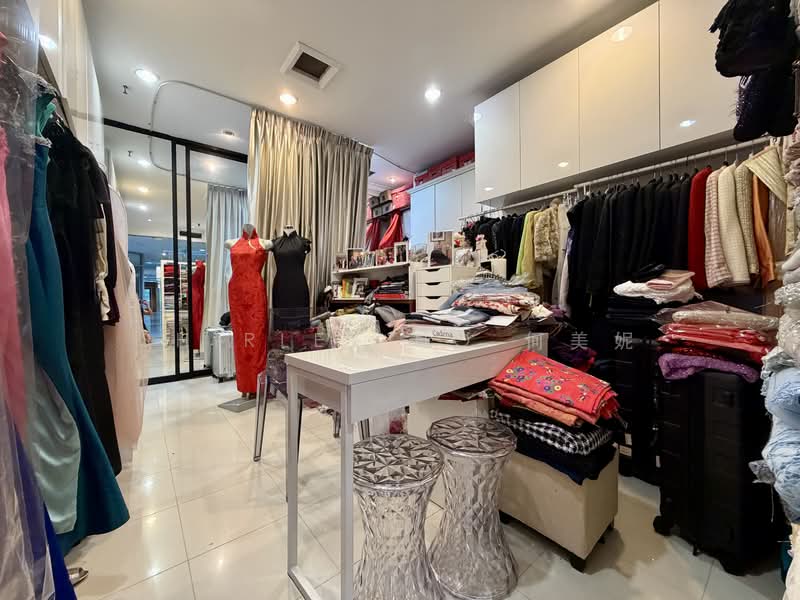 Far East Shopping Centre, 545 Orchard Road, 280 sqft, Other Retail For Sale, by Shirley Ho 何美妮, 500209661 - Interior - CommercialGuru.com.sg