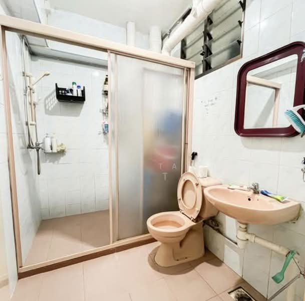 155 Lorong 1 Toa Payoh, 155 Lorong 1 Toa Payoh, Room Rental, 200 sqft, HDB Flat For Rent, by Jan Tay, 500209668 - PropertyGuru.com.sg