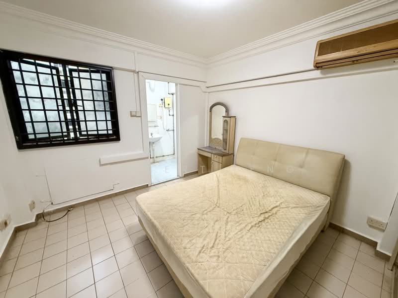 855 Woodlands Street 83, 855 Woodlands Street 83, 3 Bedrooms, 904 sqft, HDB Flat For Sale, by Hulbert Teng, 500209672 - Bedroom - PropertyGuru.com.sg