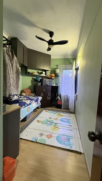 Simsville, 6 Geylang East Avenue 2, 5 Bedrooms, 1,528 sqft, Condominium For Sale, by Saadiah Ahmad, 500209677 - Bedroom - PropertyGuru.com.sg