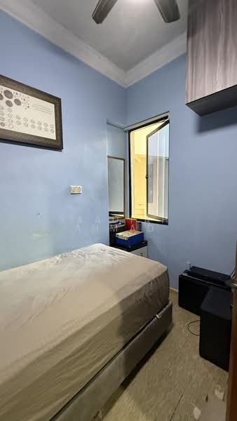 Simsville, 6 Geylang East Avenue 2, 5 Bedrooms, 1,528 sqft, Condominium For Sale, by Saadiah Ahmad, 500209677 - Bedroom - PropertyGuru.com.sg