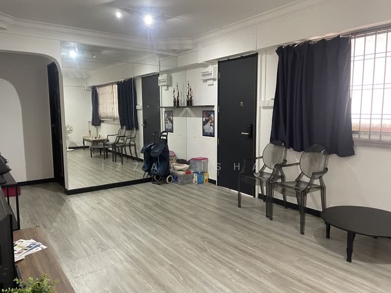 408 Yishun Avenue 6, 408 Yishun Avenue 6, 3 Bedrooms, 904 sqft, HDB Flat For Sale, by Izzat Ishak, 500209678 - Interior - PropertyGuru.com.sg