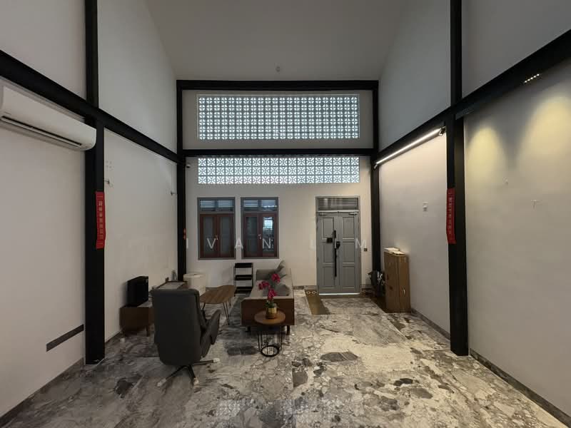 Joo Chiat Place Shophouse, , 4 Bedrooms, 3,380 sqft, Conservation House For Rent, by Ivan Lim, 500209682 - Living Room - PropertyGuru.com.sg