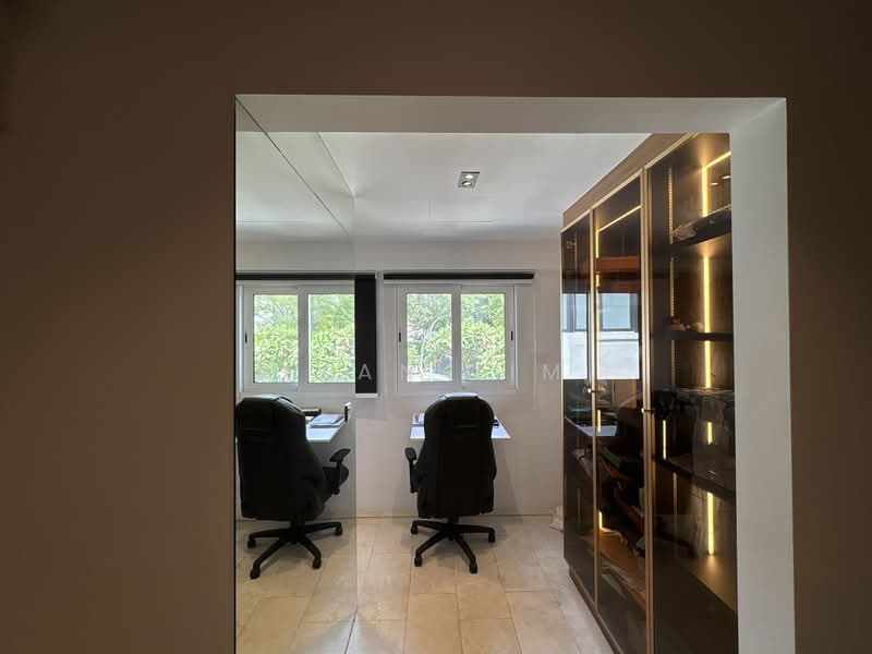 Joo Chiat Place Shophouse, , 4 Bedrooms, 3,380 sqft, Conservation House For Rent, by Ivan Lim, 500209682 - Study within Master Bedroom - PropertyGuru.com.sg