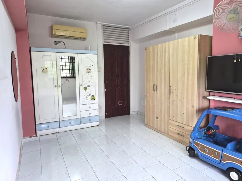 486 Pasir Ris Drive 4, 486 Pasir Ris Drive 4, 4 Bedrooms, 1,334 sqft, HDB Flat For Sale, by Pedro Chuang, 500209683 - Common Bedroom - PropertyGuru.com.sg