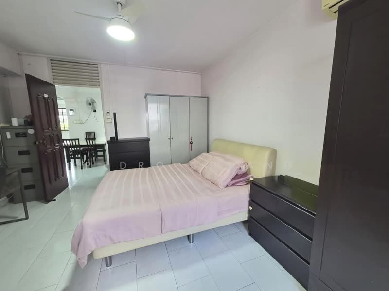 486 Pasir Ris Drive 4, 486 Pasir Ris Drive 4, 4 Bedrooms, 1,334 sqft, HDB Flat For Sale, by Pedro Chuang, 500209683 - Master Bedroom - PropertyGuru.com.sg