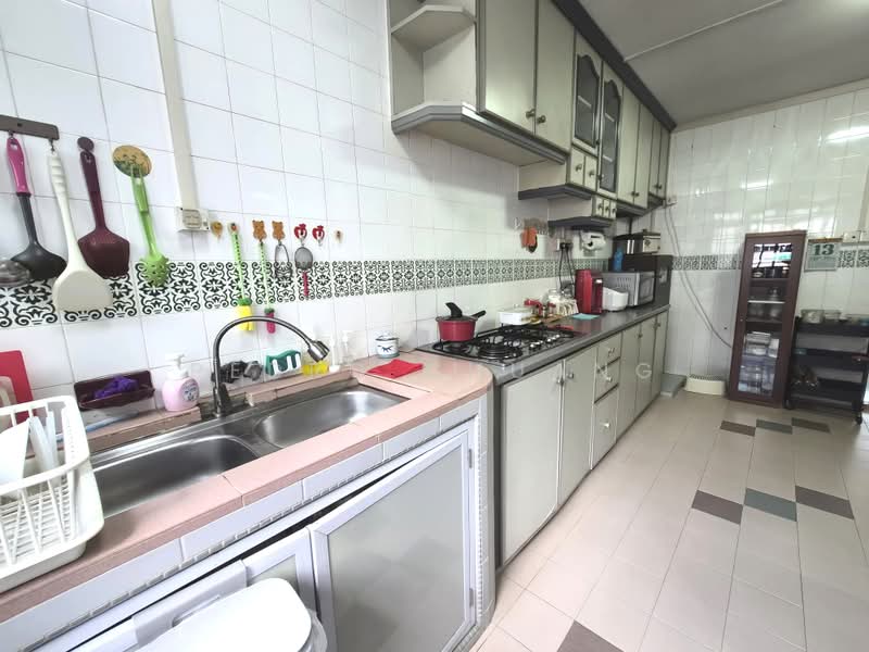 486 Pasir Ris Drive 4, 486 Pasir Ris Drive 4, 4 Bedrooms, 1,334 sqft, HDB Flat For Sale, by Pedro Chuang, 500209683 - Kitchen - PropertyGuru.com.sg