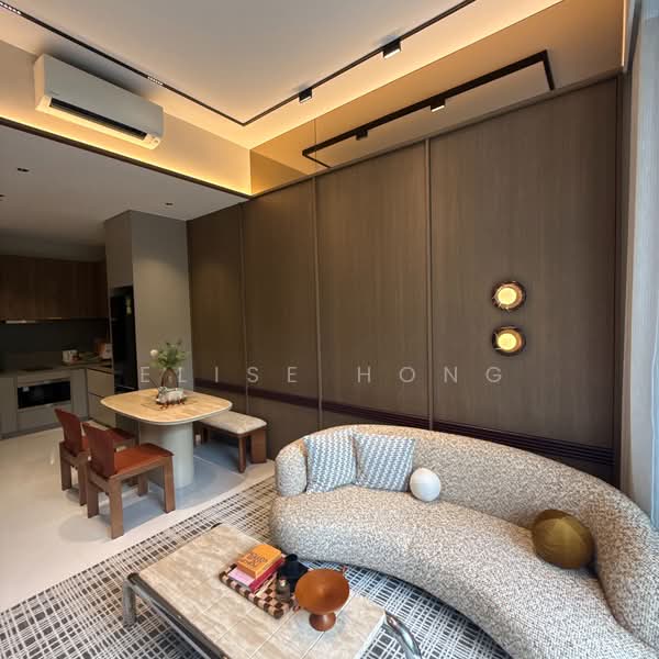 Parksuites, 18 Holland Grove Road, 1 Bedroom, 624 sqft, Condominium For Sale, by Elise Hong, 500209699 - Living Room - PropertyGuru.com.sg
