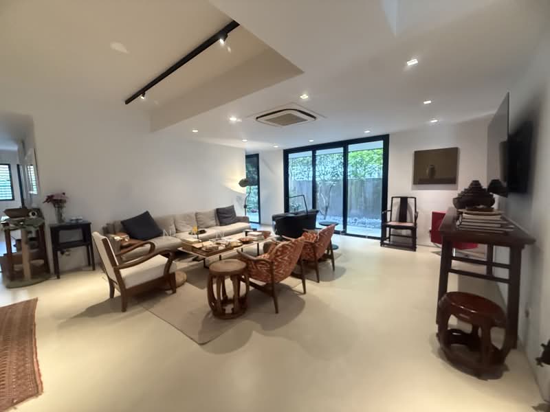 Kheam Hock / Trevose /Jalan Sejarah/ University Road, Jalan Sejarah, 4 Bedrooms, 3,500 sqft, Semi-Detached House For Sale, by Nancy Tey, 500209700 - Living Room - PropertyGuru.com.sg