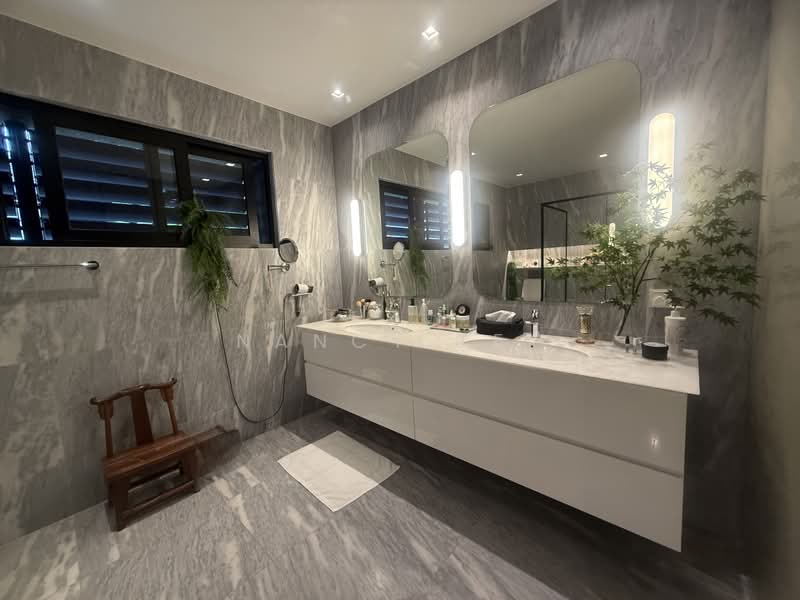 Kheam Hock / Trevose /Jalan Sejarah/ University Road, Jalan Sejarah, 4 Bedrooms, 3,500 sqft, Semi-Detached House For Sale, by Nancy Tey, 500209700 - Bathroom - PropertyGuru.com.sg