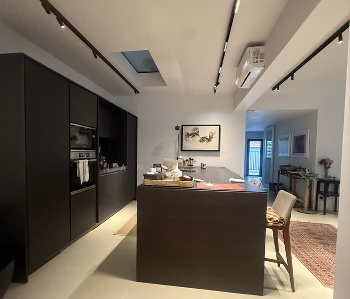 Kheam Hock / Trevose /Jalan Sejarah/ University Road, Jalan Sejarah, 4 Bedrooms, 3,500 sqft, Semi-Detached House For Sale, by Nancy Tey, 500209700 - PropertyGuru.com.sg