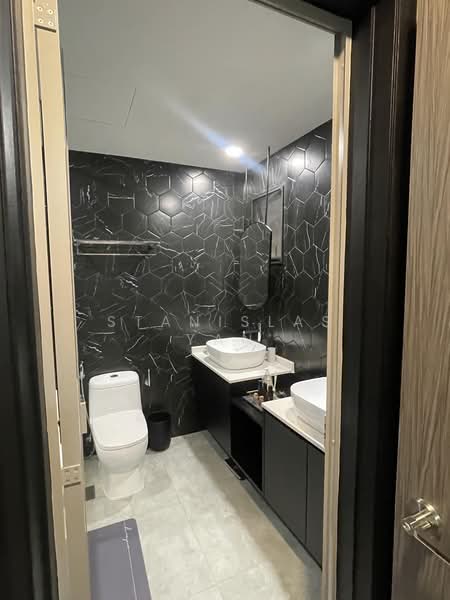 Heritage View, 10 Dover Rise, 2 Bedrooms, 969 sqft, Condominium For Rent, by Stanislas Yan, 500209710 - Bathroom - PropertyGuru.com.sg