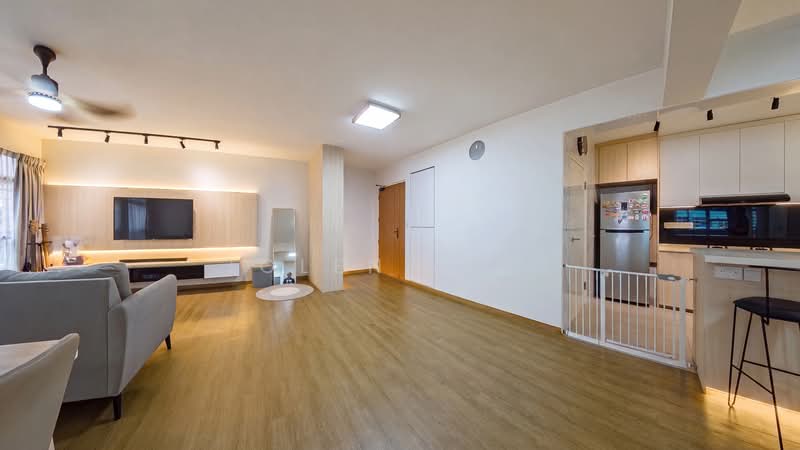443A Bukit Batok West Avenue 8, 443A Bukit Batok West Avenue 8, 3 Bedrooms, 1,206 sqft, HDB Flat For Sale, by Jolene See, 500209715 - Living Room - PropertyGuru.com.sg
