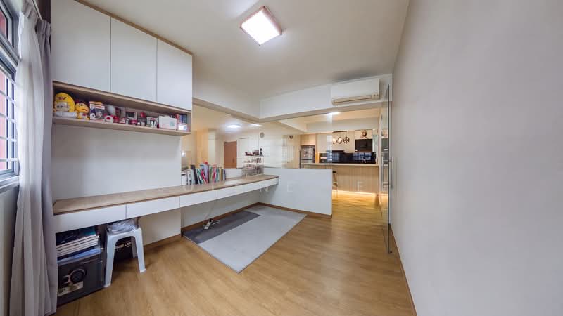 443A Bukit Batok West Avenue 8, 443A Bukit Batok West Avenue 8, 3 Bedrooms, 1,206 sqft, HDB Flat For Sale, by Jolene See, 500209715 - Study - PropertyGuru.com.sg