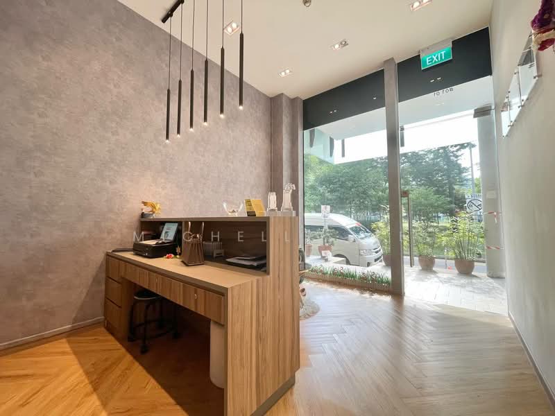 Super Cheap Commercial Unit | Petain Road | Farrer Park MRT | City Square Mall, Petain Road, 904 sqft, Other Retail For Rent, by Michelle Lee, 500209726 - Entrance - CommercialGuru.com.sg