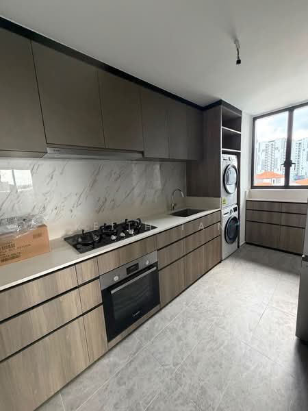 Bartley Vue, 6 Jalan Bunga Rampai, 3 Bedrooms, 1,044 sqft, Condominium For Rent, by Keith Tan, 500209729 - Kitchen - PropertyGuru.com.sg