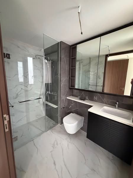 Bartley Vue, 6 Jalan Bunga Rampai, 3 Bedrooms, 1,044 sqft, Condominium For Rent, by Keith Tan, 500209729 - Bathroom - PropertyGuru.com.sg