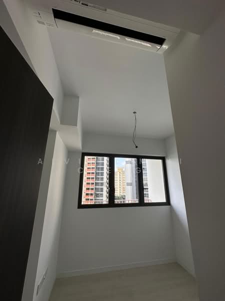 Riverfront Residences, 53 Hougang Avenue 7, 2 Bedrooms, 721 sqft, Condominium For Sale, by Alvin Lim Yi Cheng, 500209742 - Interior - PropertyGuru.com.sg