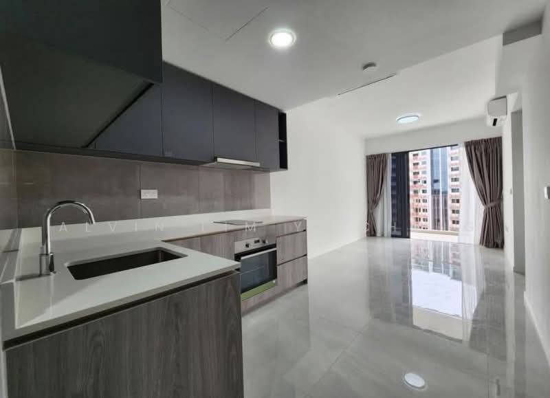 Riverfront Residences, 53 Hougang Avenue 7, 2 Bedrooms, 721 sqft, Condominium For Sale, by Alvin Lim Yi Cheng, 500209742 - Kitchen - PropertyGuru.com.sg