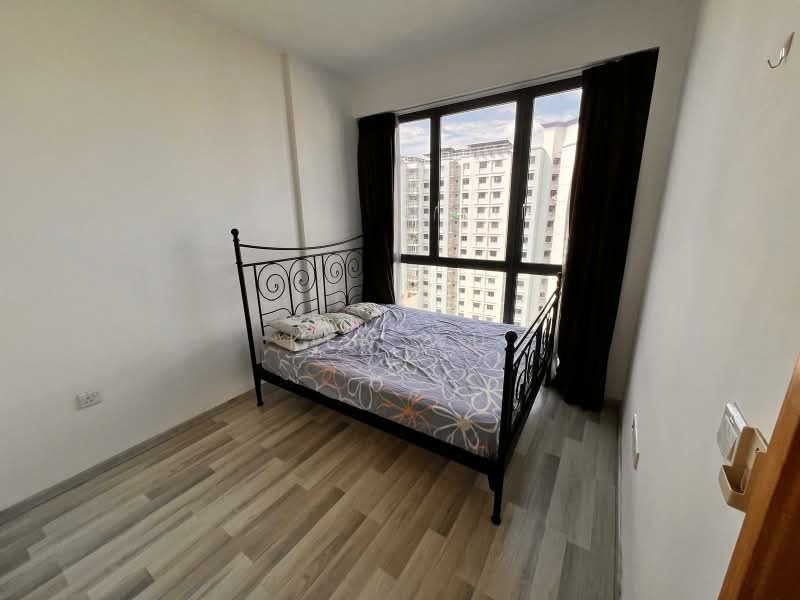 La Fiesta, 60 Sengkang Square, 1 Bedroom, 452 sqft, Condominium For Rent, by Ken Wu, 500209744 - Bedroom - PropertyGuru.com.sg
