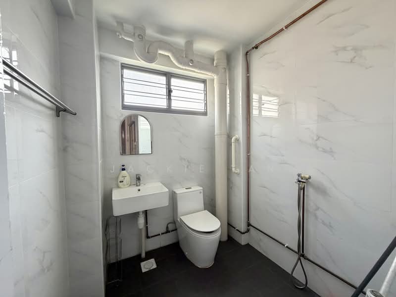 12 Toh Yi Drive, 12 Toh Yi Drive, 3 Bedrooms, 1,119 sqft, HDB Flat For Sale, by JACKIE TAN, 500209746 - Bathroom - PropertyGuru.com.sg