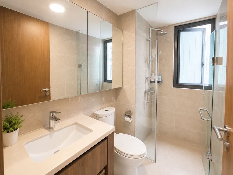 Kingsford Waterbay, 76 Upper Serangoon View, 3 Bedrooms, 850 sqft, Condominium For Sale, by Edwin Hoe, 500209748 - Bathroom - PropertyGuru.com.sg