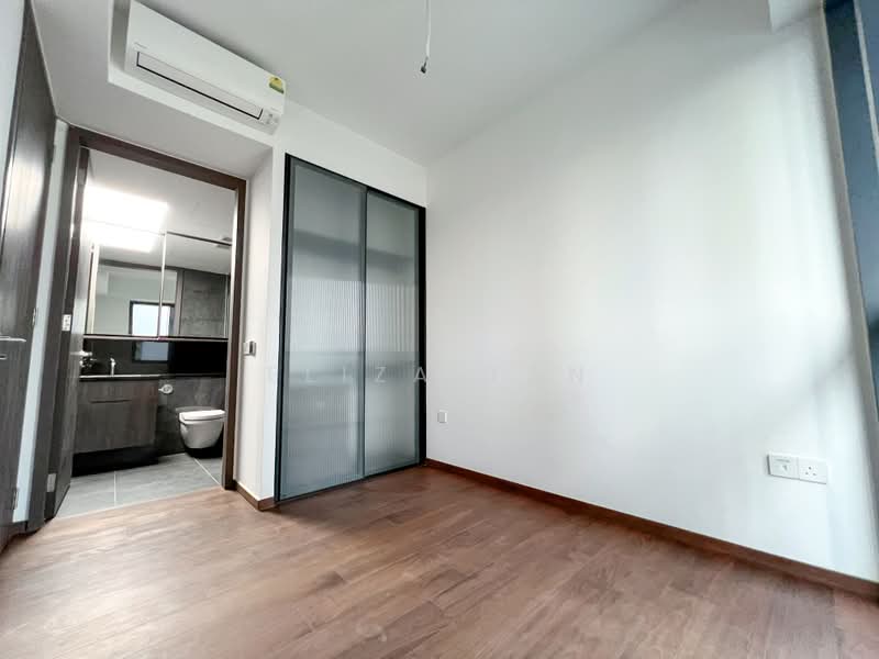 The M, 38 Middle Road, 1 Bedroom, 462 sqft, Condominium For Rent, by Eliza Tan, 500209752 - Bathroom - PropertyGuru.com.sg