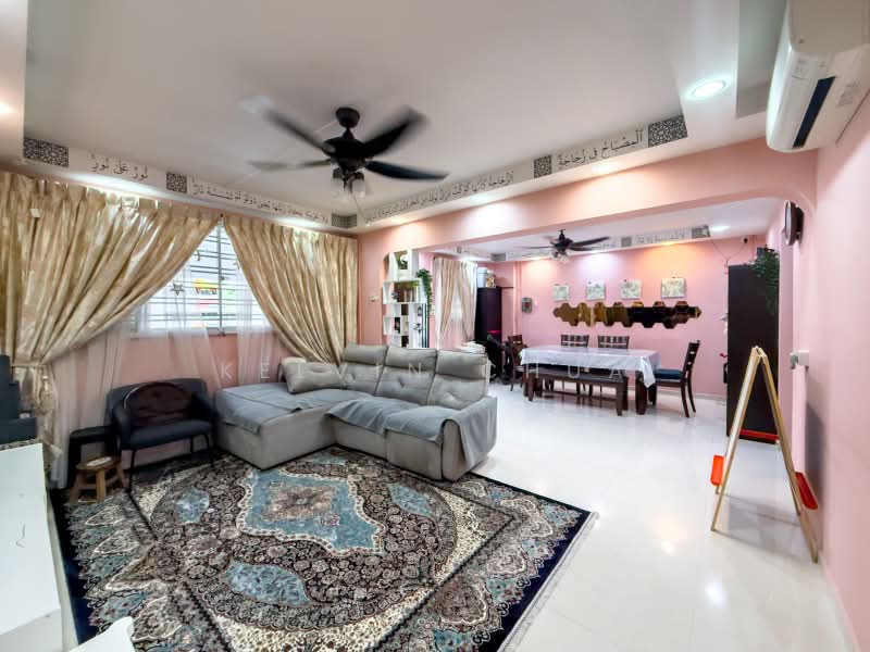 234 Choa Chu Kang Central, 234 Choa Chu Kang Central, 3 Bedrooms, 1,119 sqft, HDB Flat For Sale, by Kelvin Chua, 500209764 - Living Room - PropertyGuru.com.sg