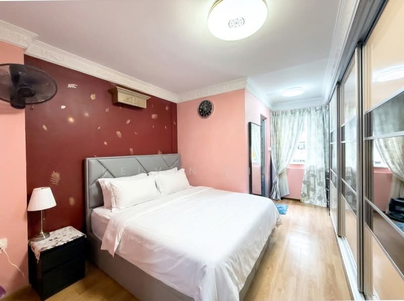 234 Choa Chu Kang Central, 234 Choa Chu Kang Central, 3 Bedrooms, 1,119 sqft, HDB Flat For Sale, by Kelvin Chua, 500209764 - Master Bedroom - PropertyGuru.com.sg
