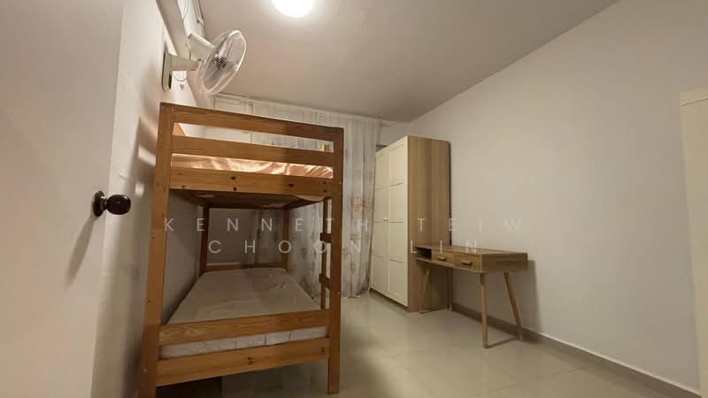 621 Ang Mo Kio Avenue 9, 621 Ang Mo Kio Avenue 9, 2 Bedrooms, 732 sqft, HDB Flat For Sale, by Kenneth Teiw Choon Lin, 500209768 - Bedroom - PropertyGuru.com.sg