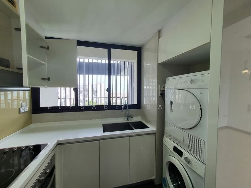 Spottiswoode Residences, 48 Spottiswoode Park Road, 2 Bedrooms, 947 sqft, Condominium For Rent, by Elysabet Salim, 500209776 - Kitchen - PropertyGuru.com.sg