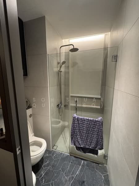Seventy St Patrick's, 70 Saint Patrick's Road, 3 Bedrooms, 936 sqft, Condominium For Sale, by Soh Shuai Quan (SQ), 500209786 - Bathroom - PropertyGuru.com.sg