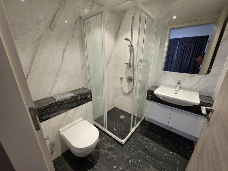 Sophia Hills, 9 Mount Sophia, Orchard / River Valley, 1 Bedroom, 480 sqft, Condominium For Rent, by Benjamin Heng, 500209792 - Bathroom - PropertyGuru.com.sg