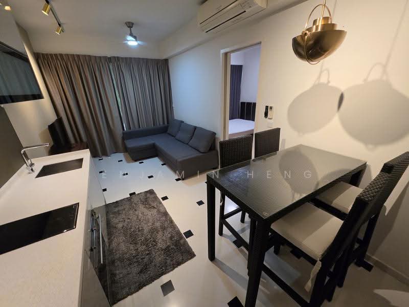 Sophia Hills, 9 Mount Sophia, Orchard / River Valley, 1 Bedroom, 480 sqft, Condominium For Rent, by Benjamin Heng, 500209792 - Living Room - PropertyGuru.com.sg