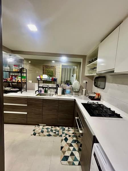 The Terrace, 96 Edgedale Plains, 3 Bedrooms, 1,076 sqft, Executive Condominium For Sale, by Fazeerah Epeer, 500209801 - Kitchen - PropertyGuru.com.sg