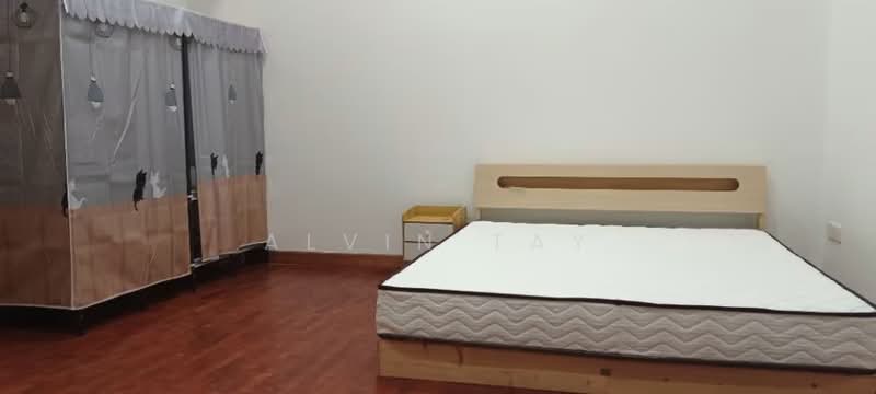 658831, , Room Rental, 200 sqft, Semi-Detached House For Rent, by Alvin Tay, 500209803 - Bedroom - PropertyGuru.com.sg