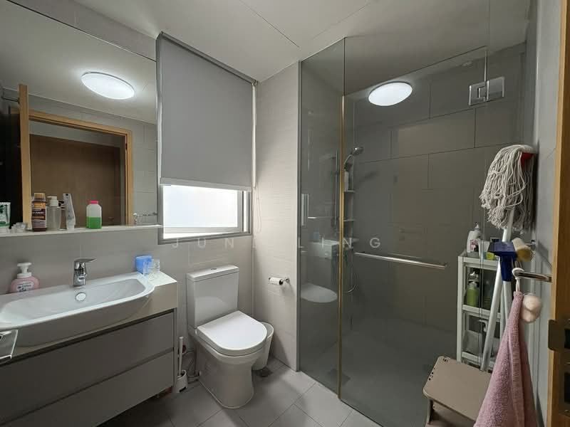 The Glades, 4 Bedok Rise, Room Rental, 120 sqft, Condominium For Rent, by June Ling, 500209805 - Bathroom - PropertyGuru.com.sg