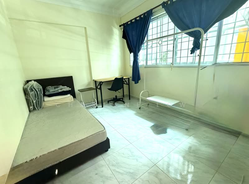 340 Jurong East Avenue 1, 340 Jurong East Avenue 1, 4 Bedrooms, 1,506 sqft, HDB Flat For Sale, by Charlene Low, 500209810 - Bedroom - PropertyGuru.com.sg