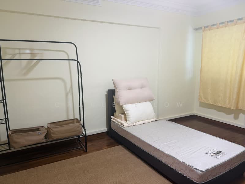 340 Jurong East Avenue 1, 340 Jurong East Avenue 1, 4 Bedrooms, 1,506 sqft, HDB Flat For Sale, by Charlene Low, 500209810 - Bedroom - PropertyGuru.com.sg