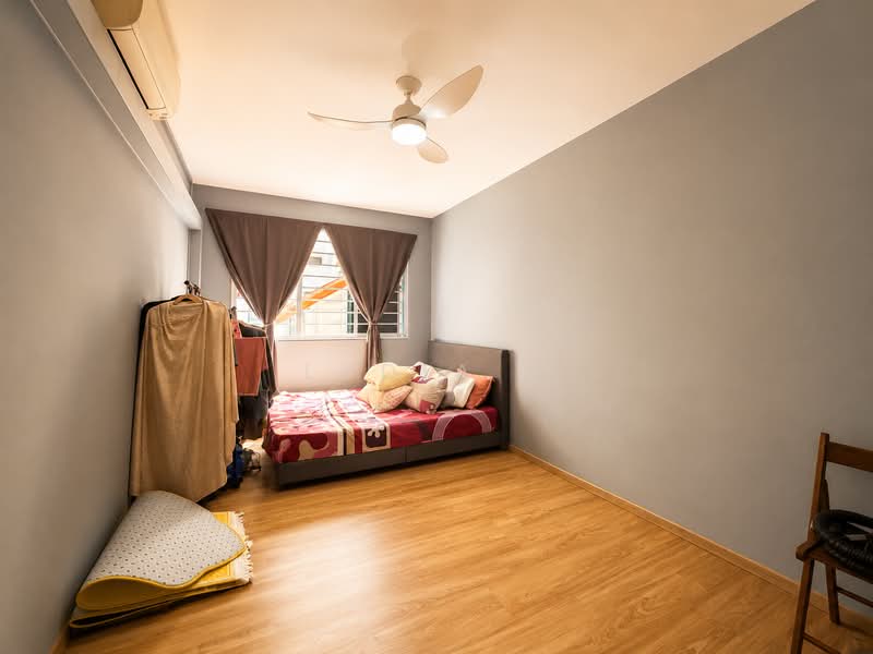 229 Choa Chu Kang Central, 229 Choa Chu Kang Central, 3 Bedrooms, 1,119 sqft, HDB Flat For Sale, by Lydia J, 500209819 - Bedroom - PropertyGuru.com.sg