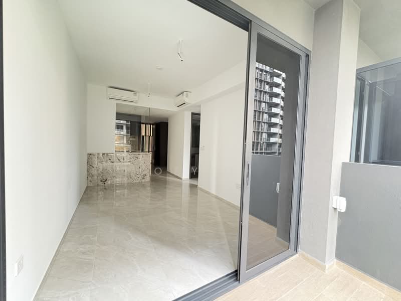 Tembusu Grand, 94 Jalan Tembusu, 2 Bedrooms, 743 sqft, Condominium For Rent, by Joey Oh, 500209820 - Balcony - PropertyGuru.com.sg