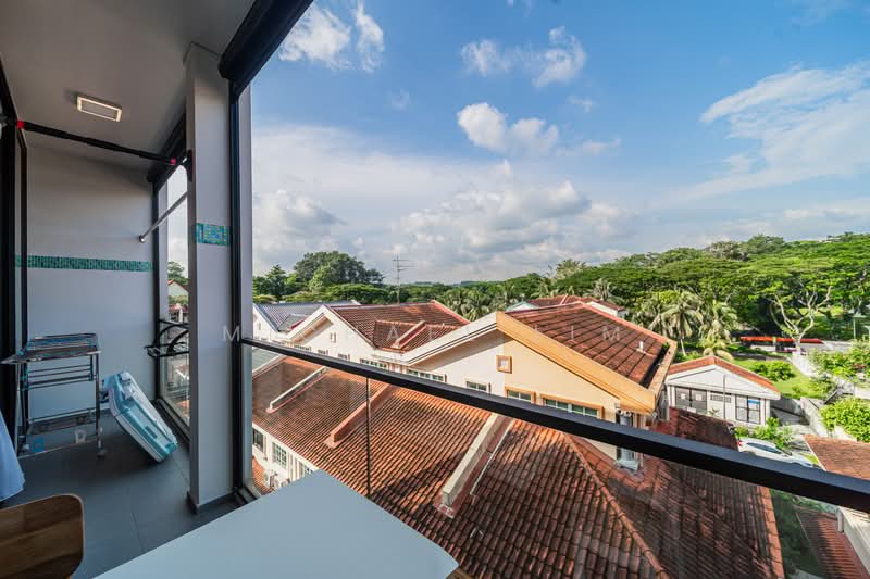 The Essence, 1 Chong Kuo Road, 2 Bedrooms, 700 sqft, Condominium For Sale, by Michael Lim, 500209821 - Balcony - PropertyGuru.com.sg