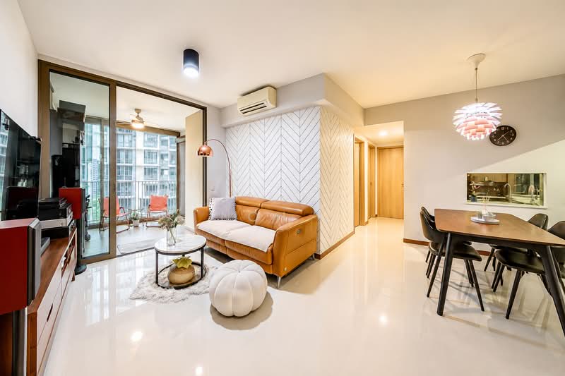 Treasure Crest, 60 Anchorvale Crescent, 3 Bedrooms, 958 sqft, Executive Condominium For Sale, by Noh ., 500209825 - Living Room - PropertyGuru.com.sg