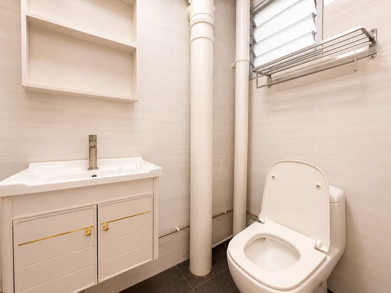303B Anchorvale Link, 303B Anchorvale Link, 3 Bedrooms, 915 sqft, HDB Flat For Rent, by June Ling, 500209831 - Bathroom - PropertyGuru.com.sg