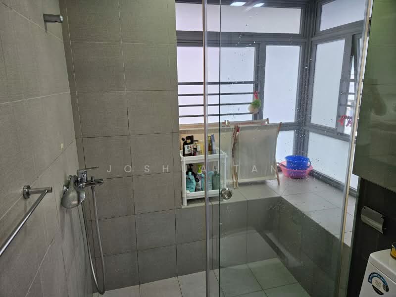 138C Lorong 1A Toa Payoh, 138C Lorong 1A Toa Payoh, 3 Bedrooms, 1,216 sqft, HDB Flat For Sale, by Joshua Tan, 500209850 - Bathroom - PropertyGuru.com.sg
