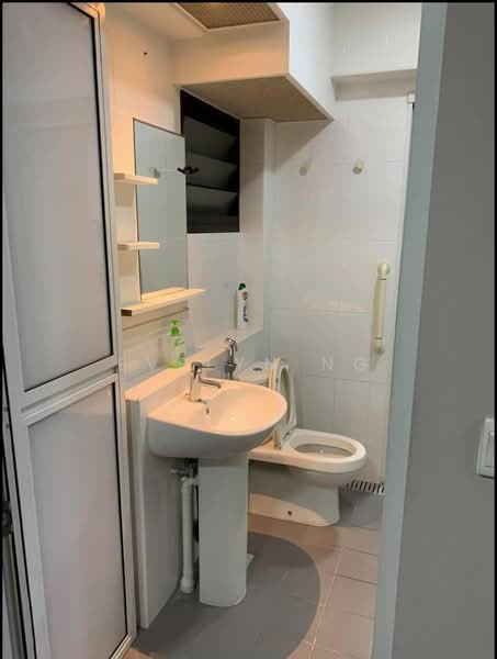 547D Segar Road, 547D Segar Road, 1 Bedroom, 554 sqft, HDB Flat For Rent, by Evelyn Ng, 500209851 - Bathroom - PropertyGuru.com.sg