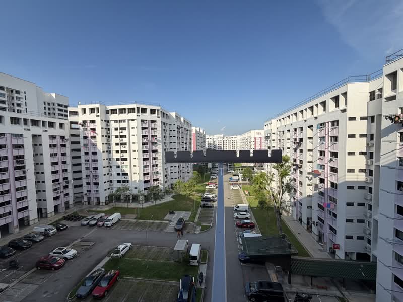 107 Yishun Ring Road, 107 Yishun Ring Road, 3 Bedrooms, 1,012 sqft, HDB Flat For Sale, by Agnes Teng, 500209855 - Exterior - PropertyGuru.com.sg