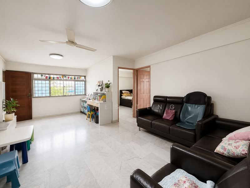 107 Yishun Ring Road, 107 Yishun Ring Road, 3 Bedrooms, 1,012 sqft, HDB Flat For Sale, by Agnes Teng, 500209855 - Living Room - PropertyGuru.com.sg